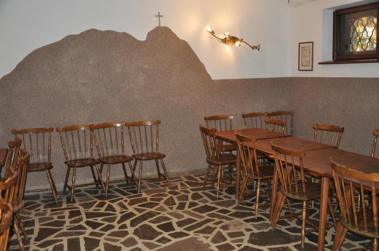 A Pousada Miedzynarodowe Schronisko Mlodziezowe Ptsm Szarotka Zakopane Exterior foto