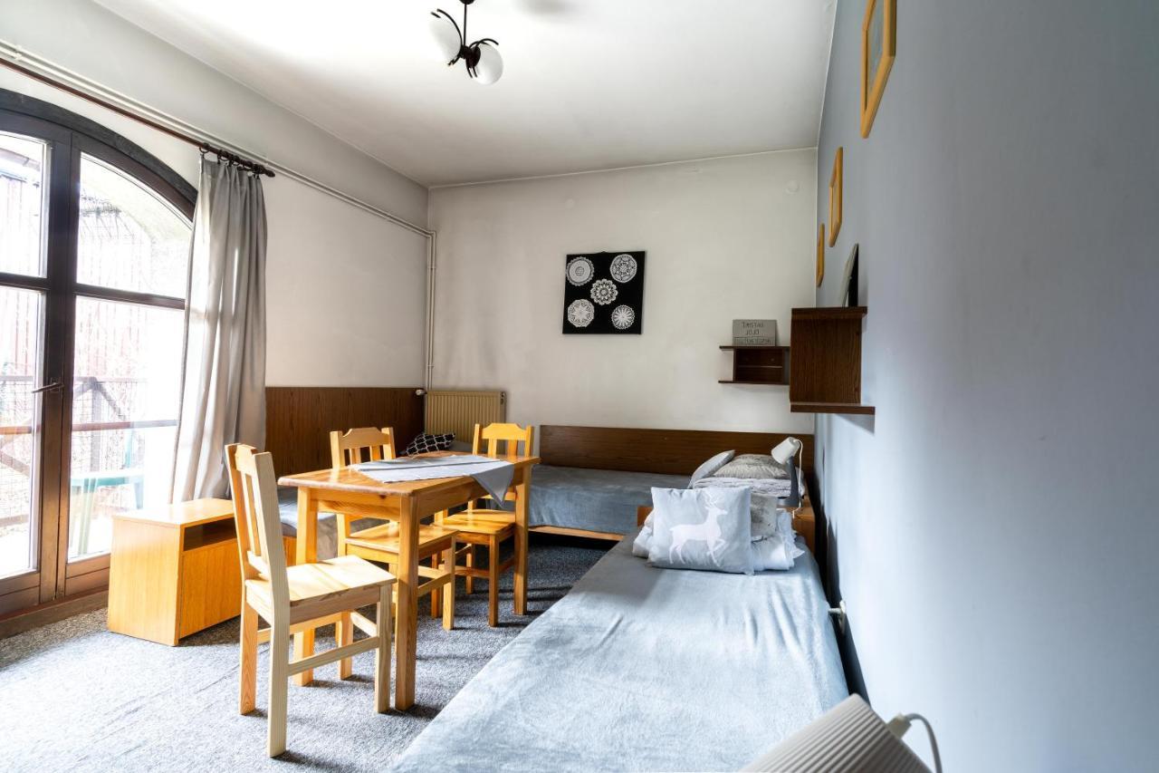 A Pousada Miedzynarodowe Schronisko Mlodziezowe Ptsm Szarotka Zakopane Exterior foto