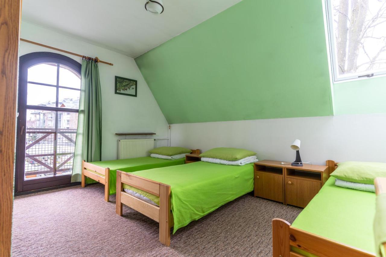 A Pousada Miedzynarodowe Schronisko Mlodziezowe Ptsm Szarotka Zakopane Exterior foto