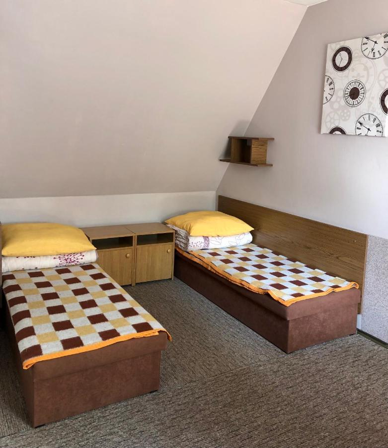 A Pousada Miedzynarodowe Schronisko Mlodziezowe Ptsm Szarotka Zakopane Exterior foto