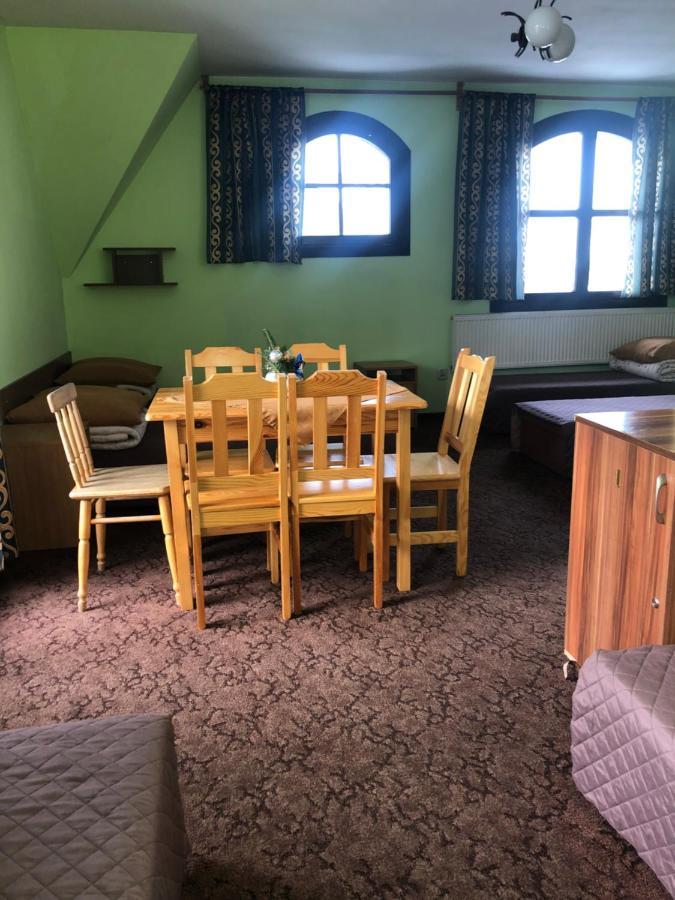A Pousada Miedzynarodowe Schronisko Mlodziezowe Ptsm Szarotka Zakopane Exterior foto